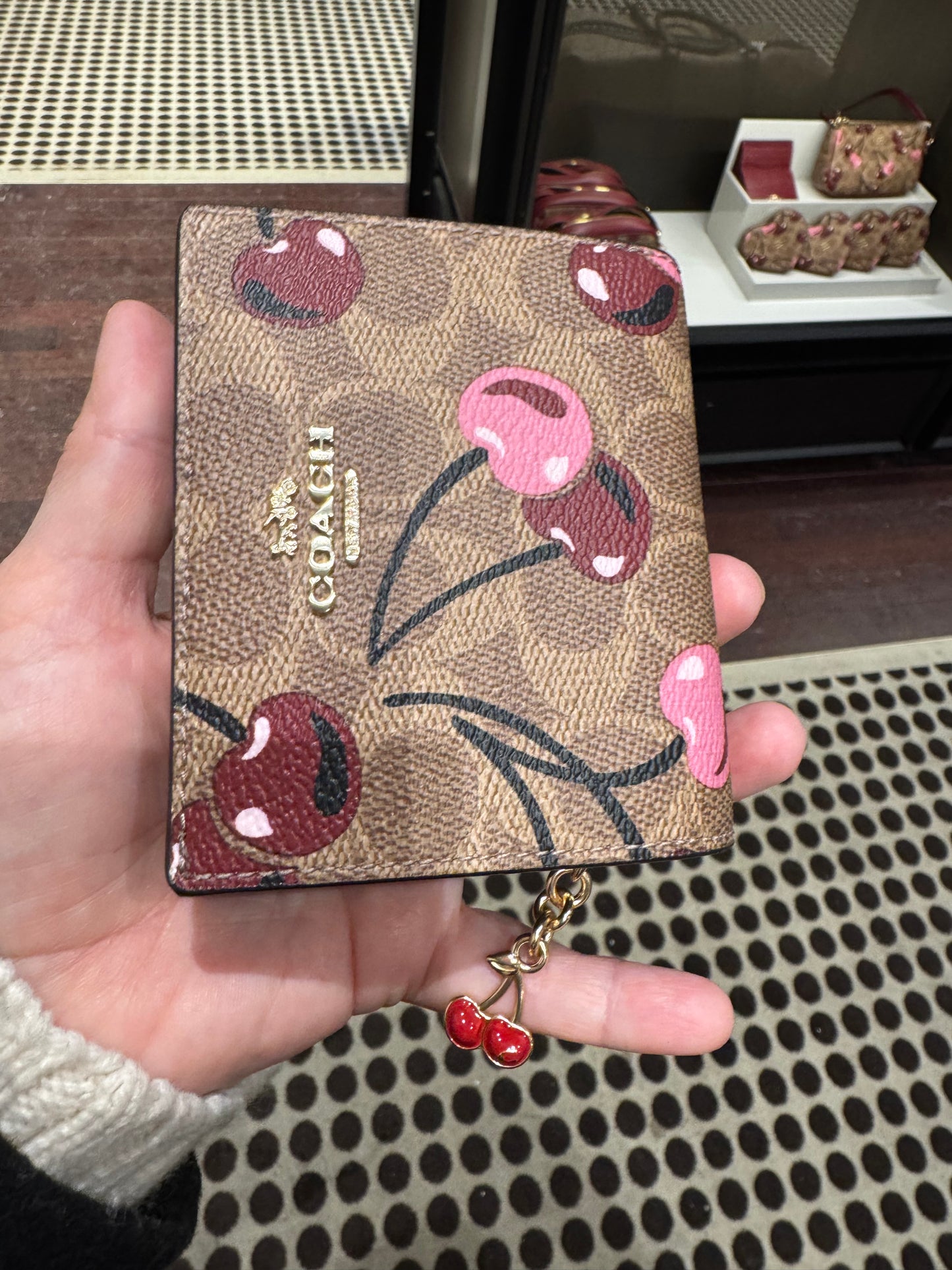 Coach cherry minik cüzdan 🍒