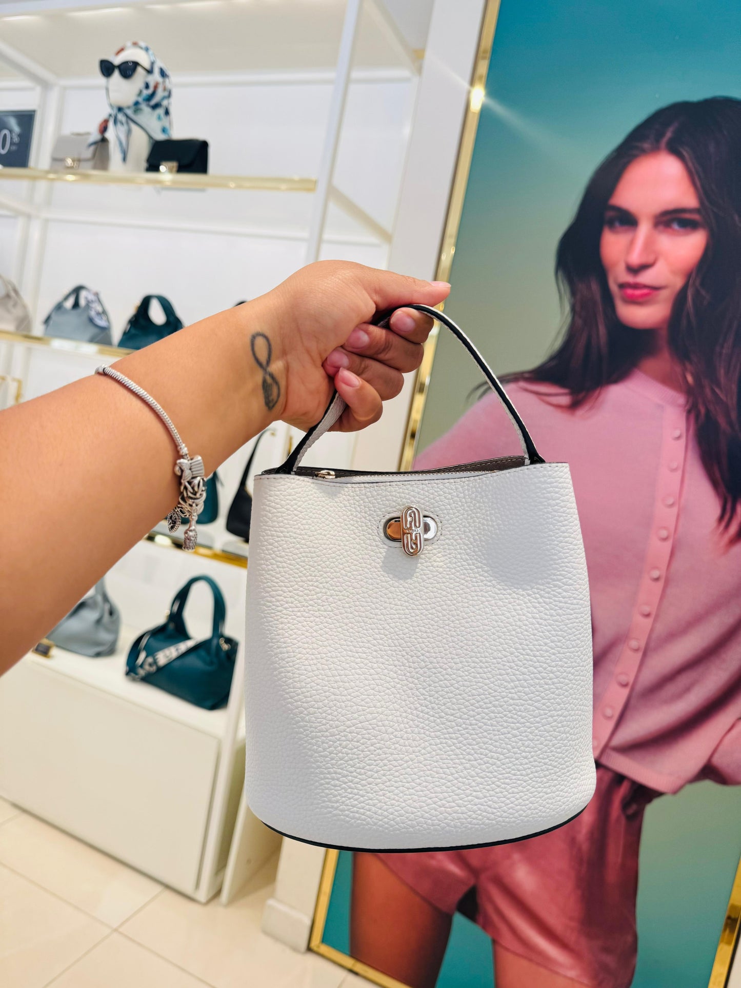 Furla Danae bucket bag mini boy RENKLER➡️