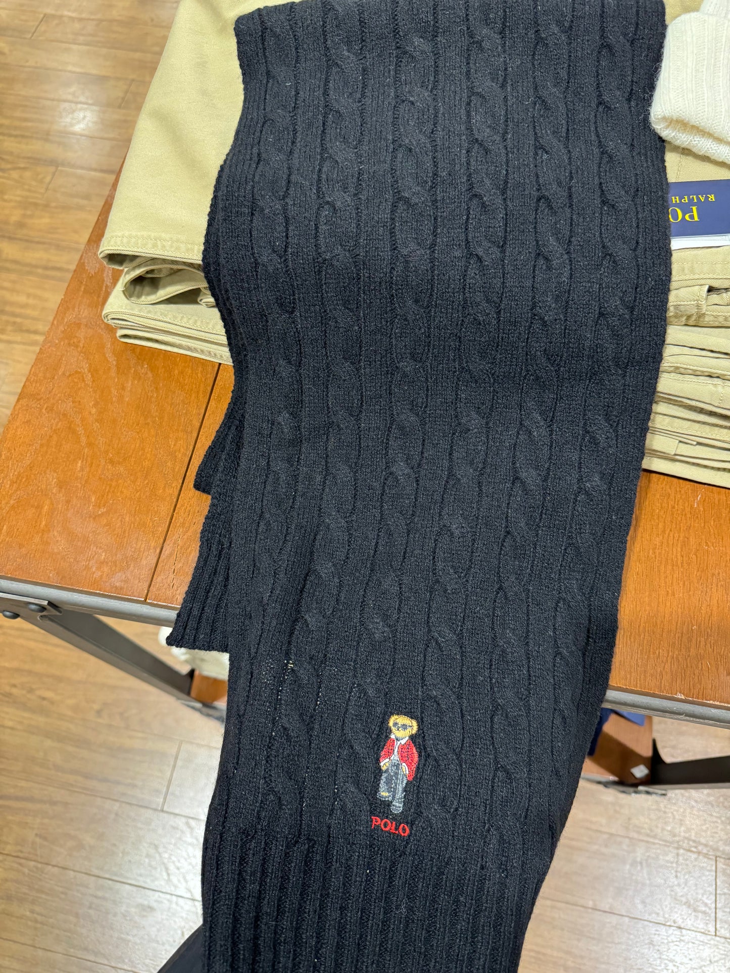 Ralph Lauren yün atkı