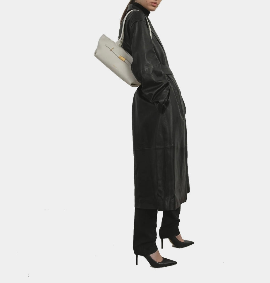 The New York Shoulder Bag