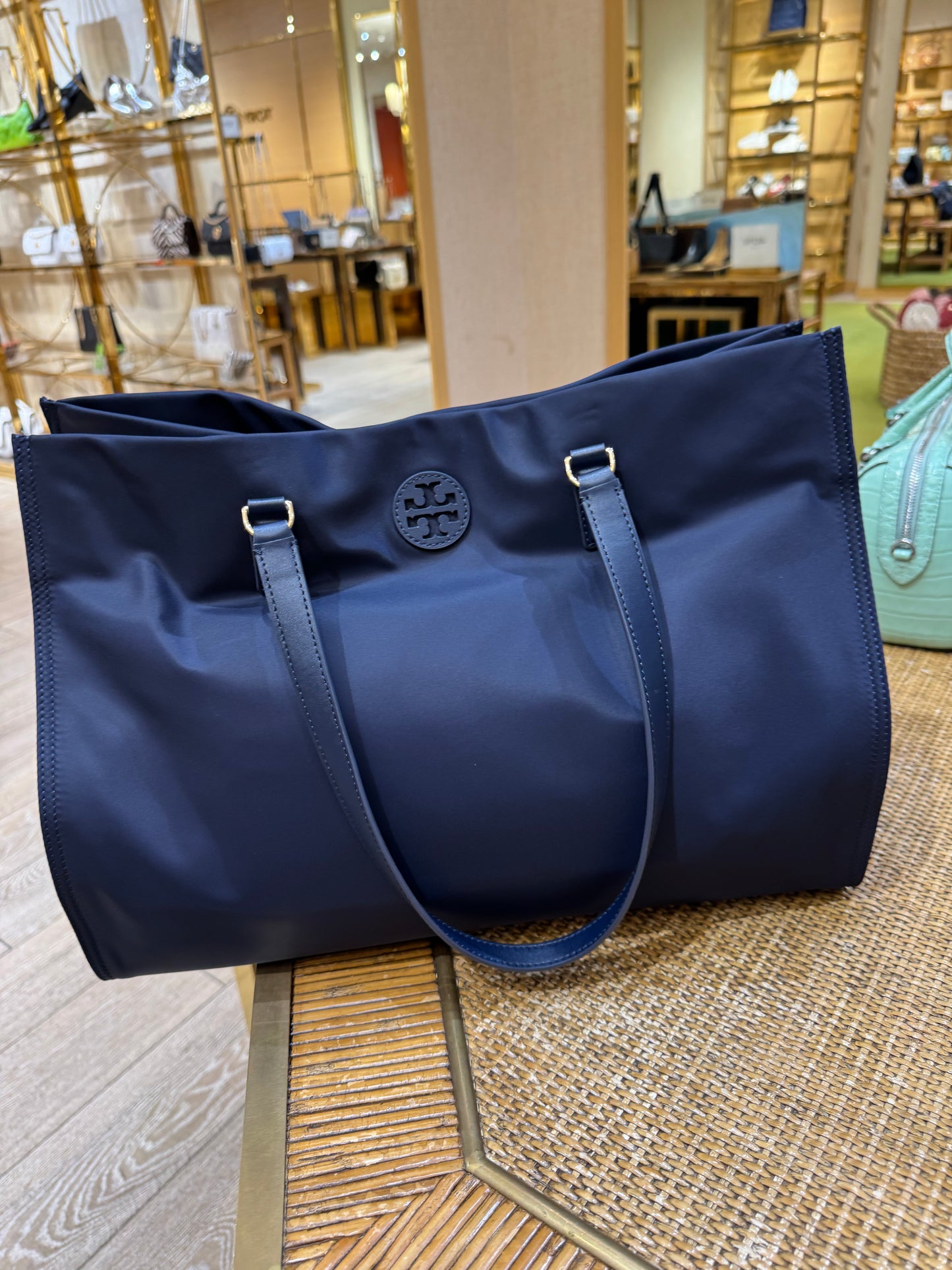 ELLA Paraşüt kumaşı büyük boy tote bag