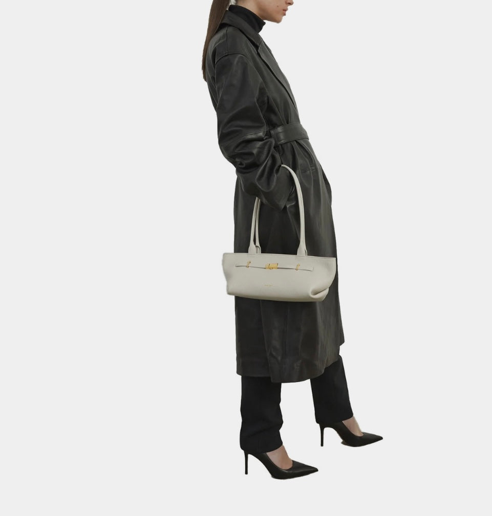 The New York Shoulder Bag