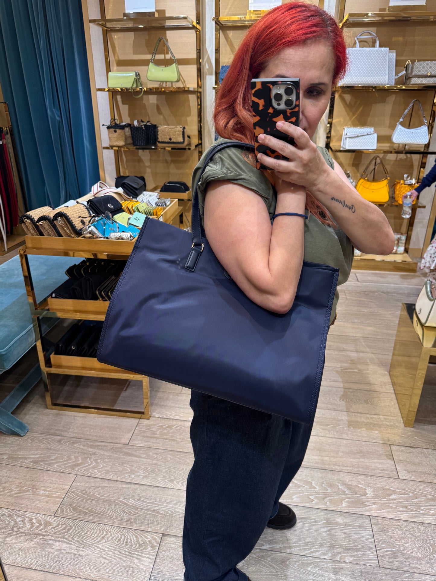 ELLA Paraşüt kumaşı büyük boy tote bag