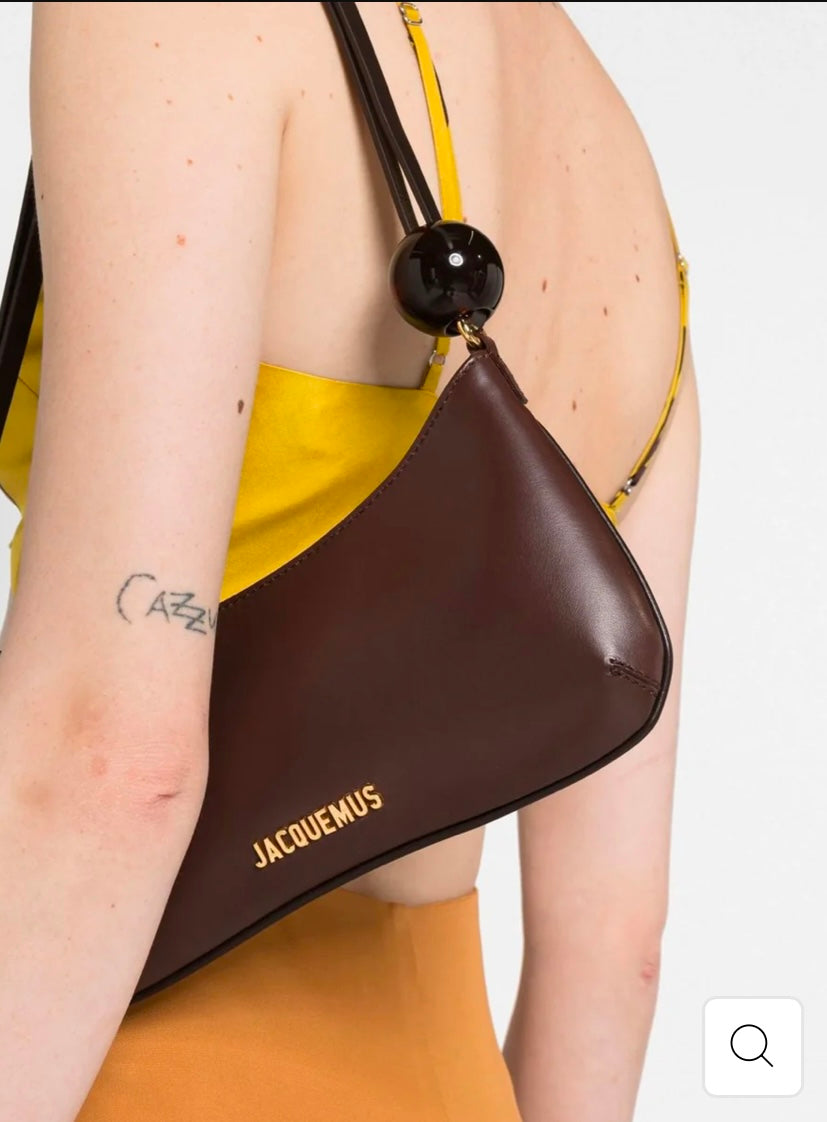 JACQUEMUS
Le Bisou Perle