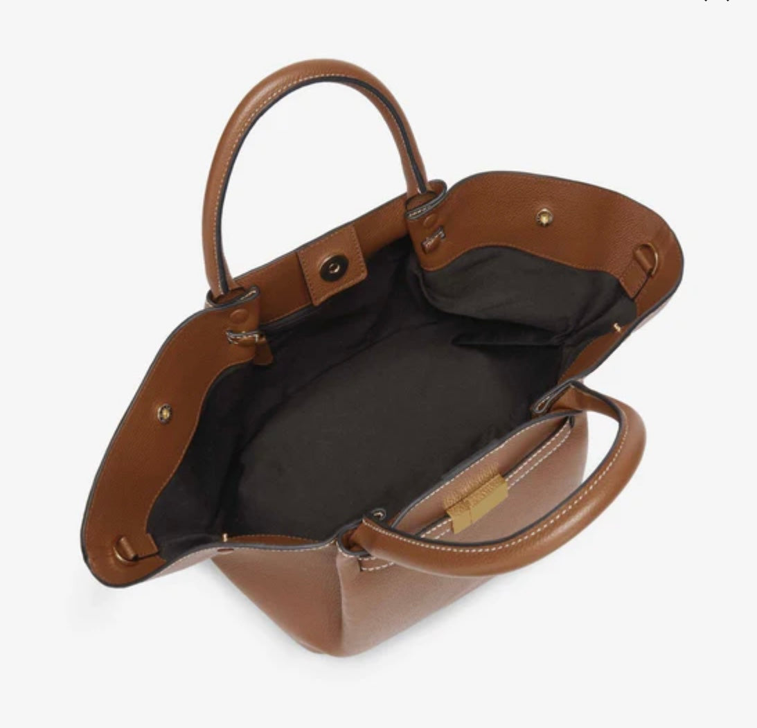 The Midi New York
Tan Small Grain Ecru Stitching