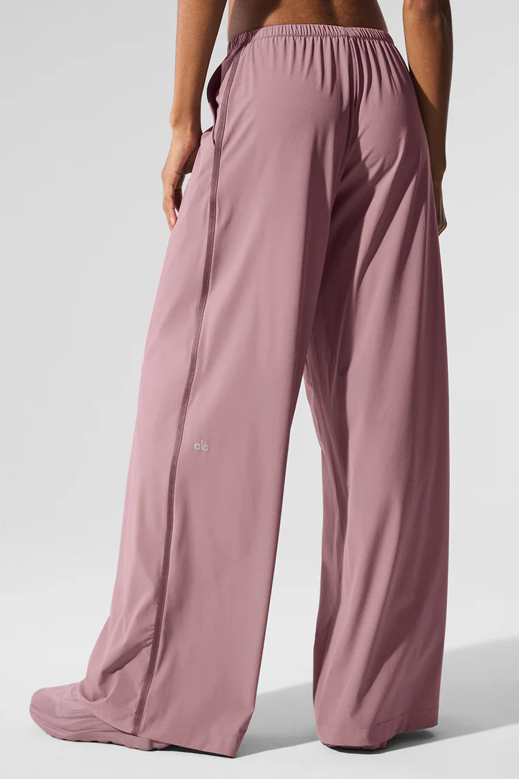 ALO YOGA Breezy Wide Leg Pant
