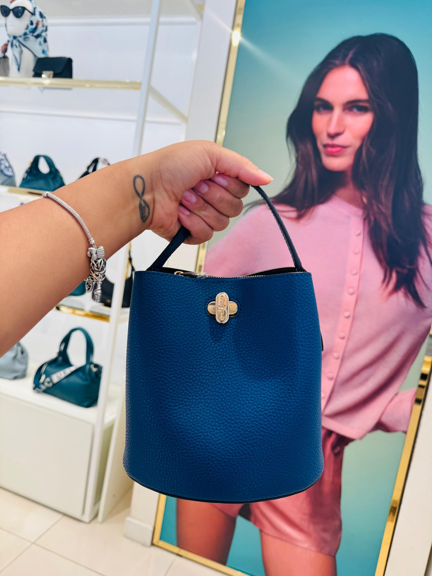 Furla Danae bucket bag mini boy RENKLER➡️