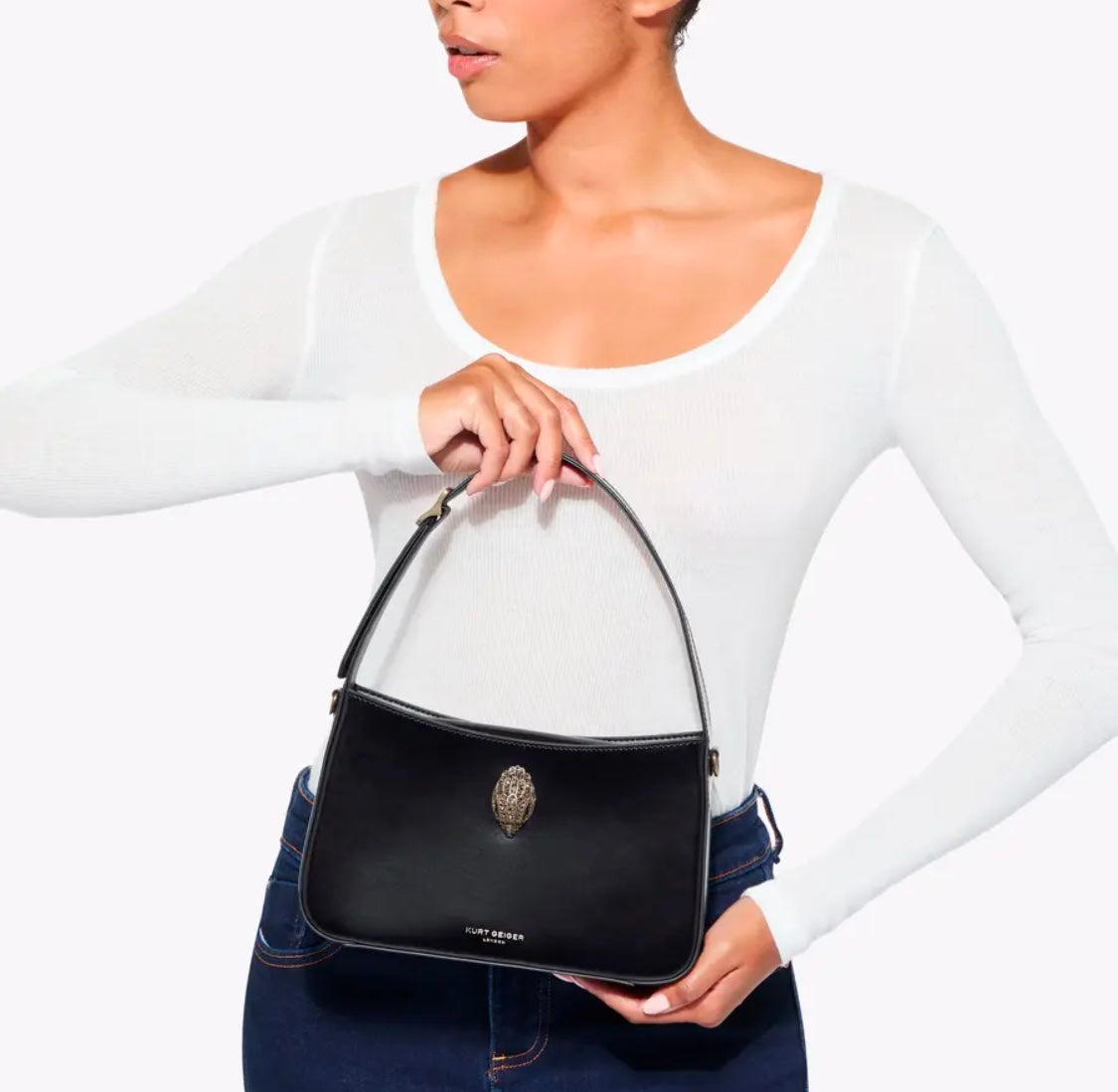 BOND SHOULDER BAG