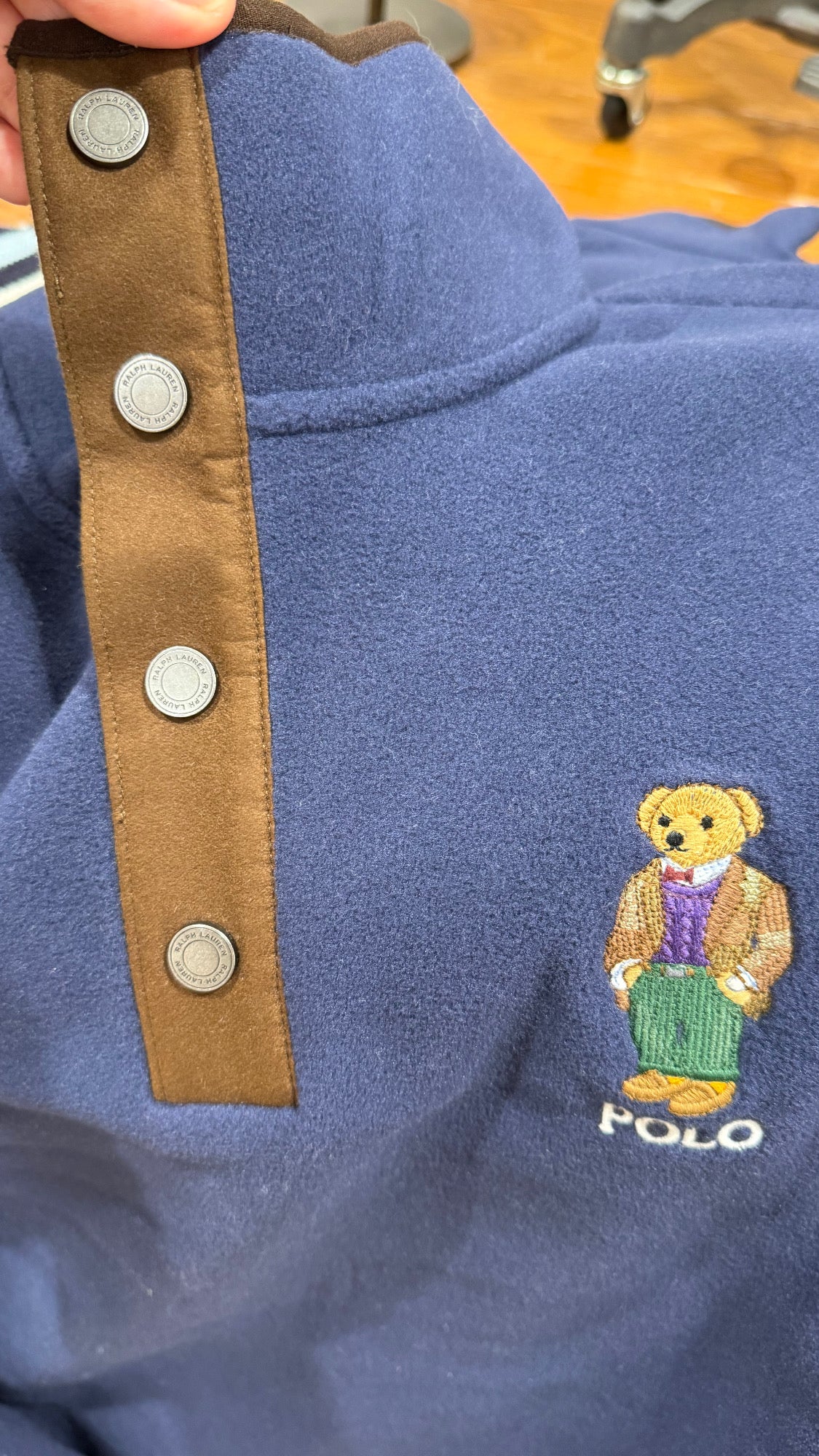 Erkek dügmeli sweatshirt