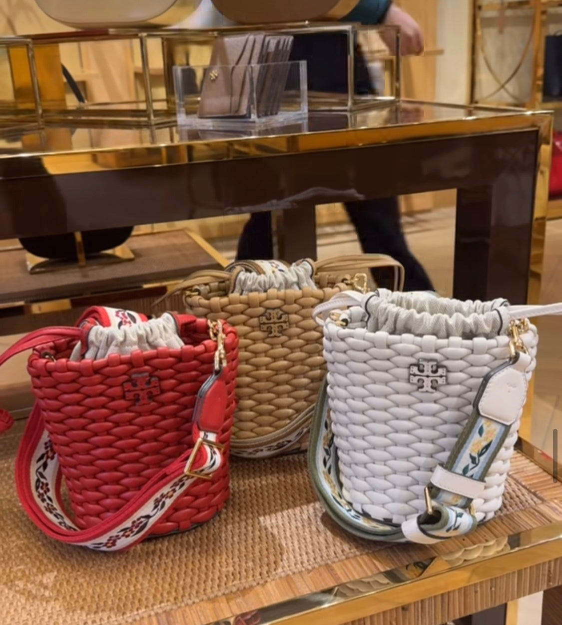 Mini bucket bag