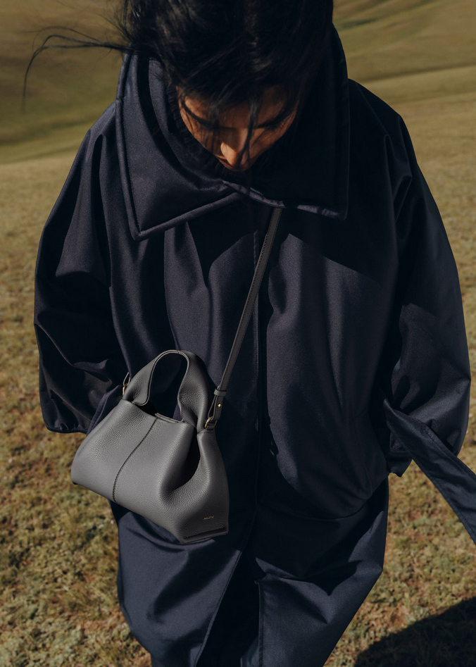 Numéro Neuf Mini Edition Textured Stone