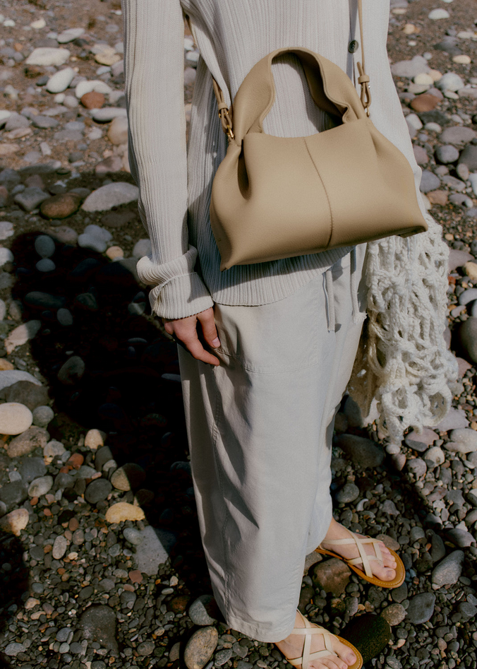 Numéro Neuf Mini Edition Textured Sand