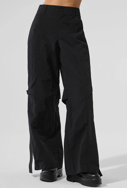 High-Waist Voyager Trouser