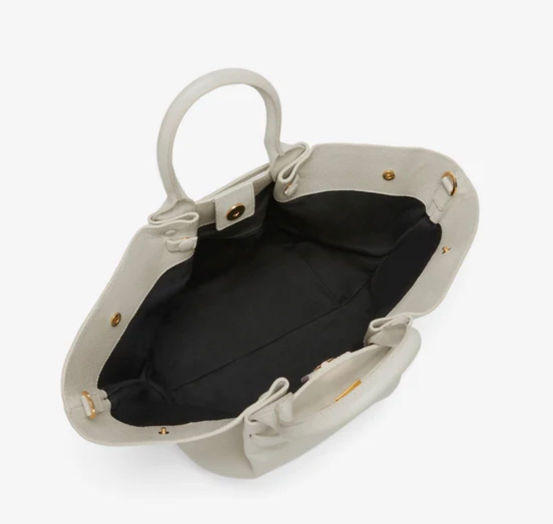 The Midi New York,
Off-White Small Grain
