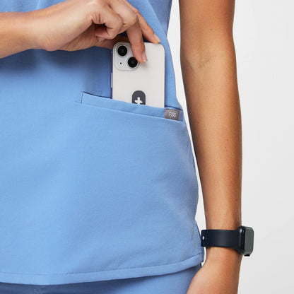 FIGS Casma Three-Pocket Scrub Top™