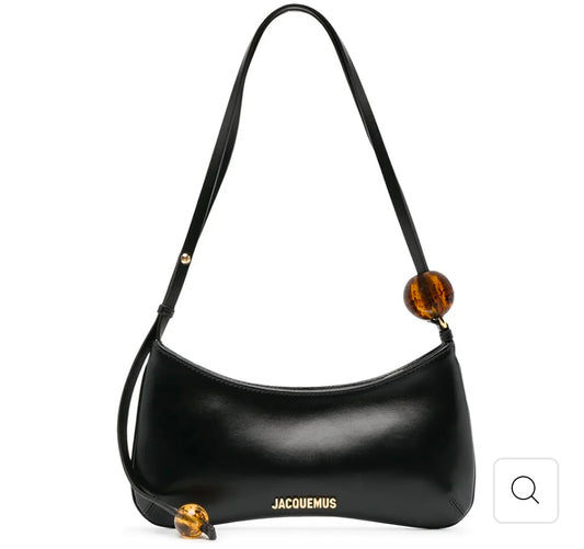 JACQUEMUS
Le Bisou Perle