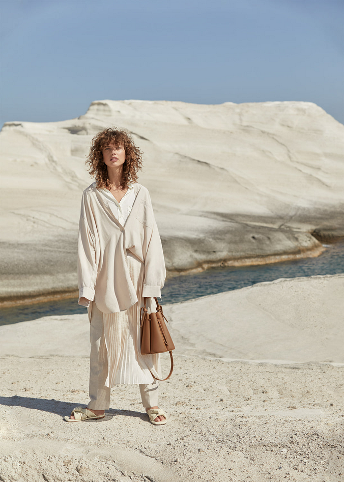 Numéro Huit Edition Textured Camel