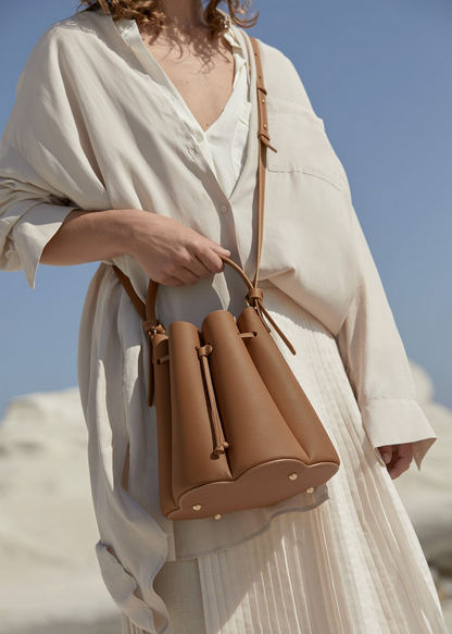 Numéro Huit Edition Textured Camel