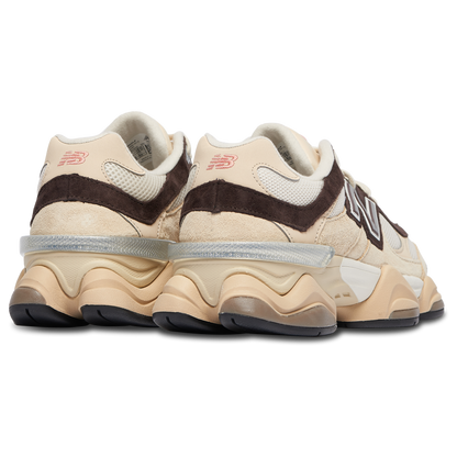 9060 Emerging Brown Pack
