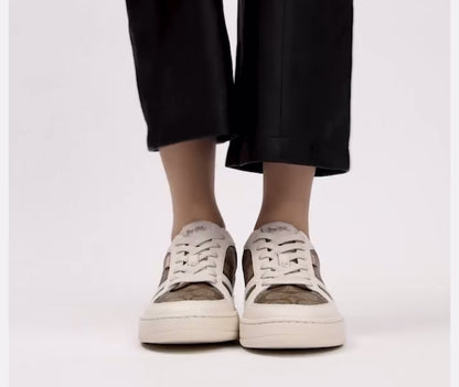 Clip Court Low Top Sneaker In Signature Canvas Khaki/Chalk