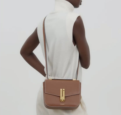 The Vancouver,
Tan Small Grain Ecru Stitching