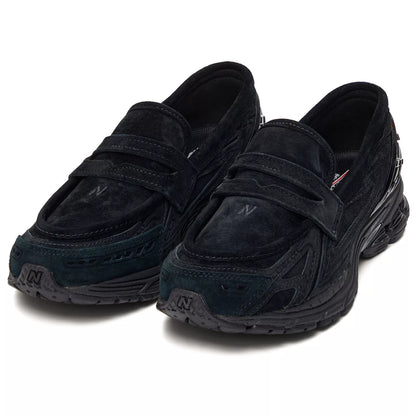 1906L Black Suede